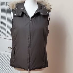 Vintage Max Mara WEEKEND Vest with fur lined hood Size 10 Fitted